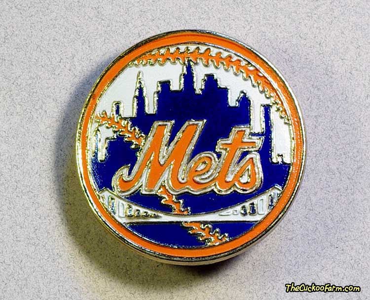 NY Mets Belt Buckle