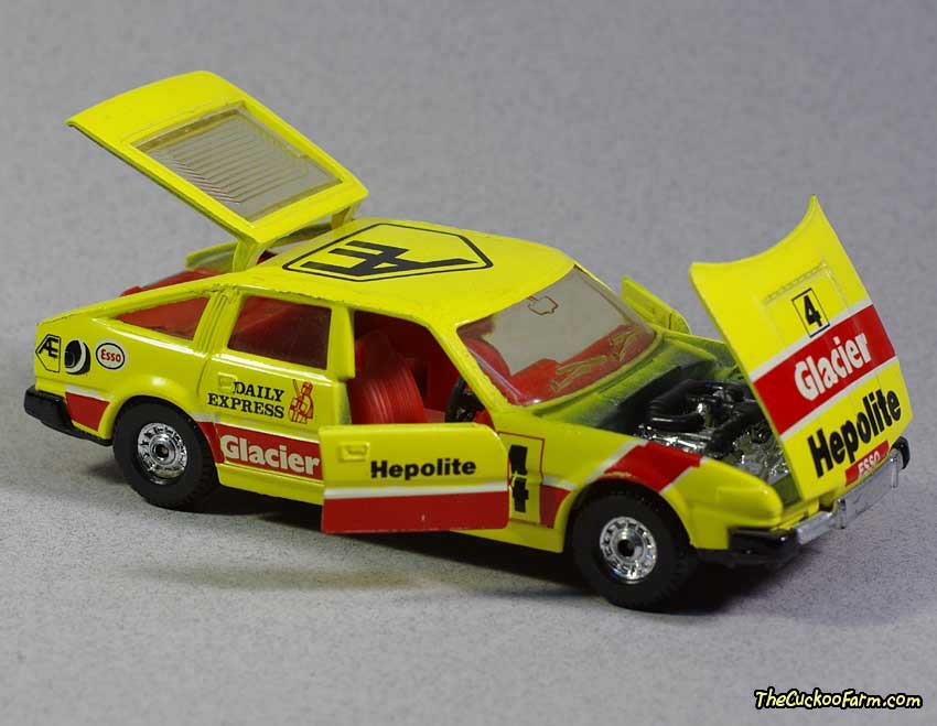 Corgi - Rover 3500 SD1 Sedan No. 426